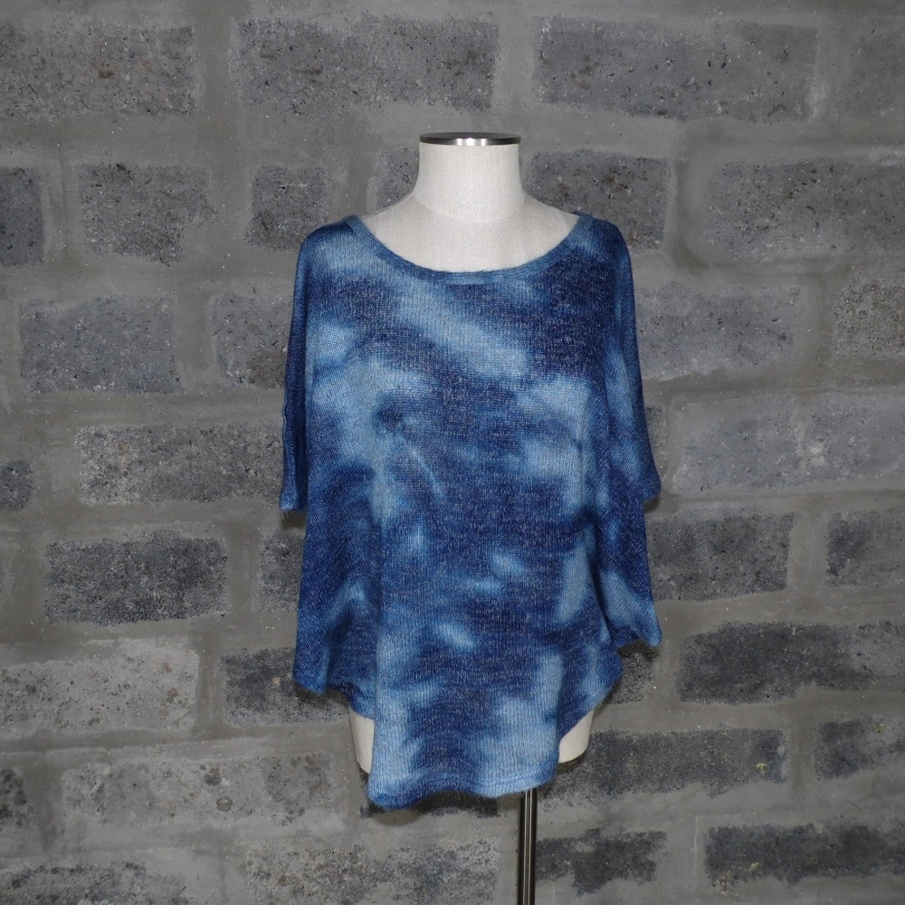 YARN ART knit batwing poncho blue clouds
